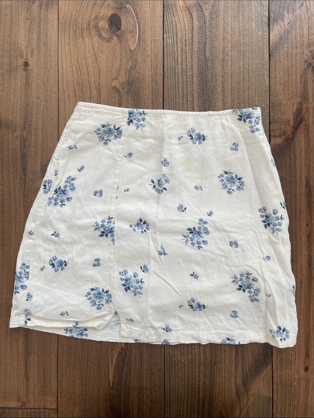 American Eagle Outfitters White Mini Skirt with Blue Floral Print